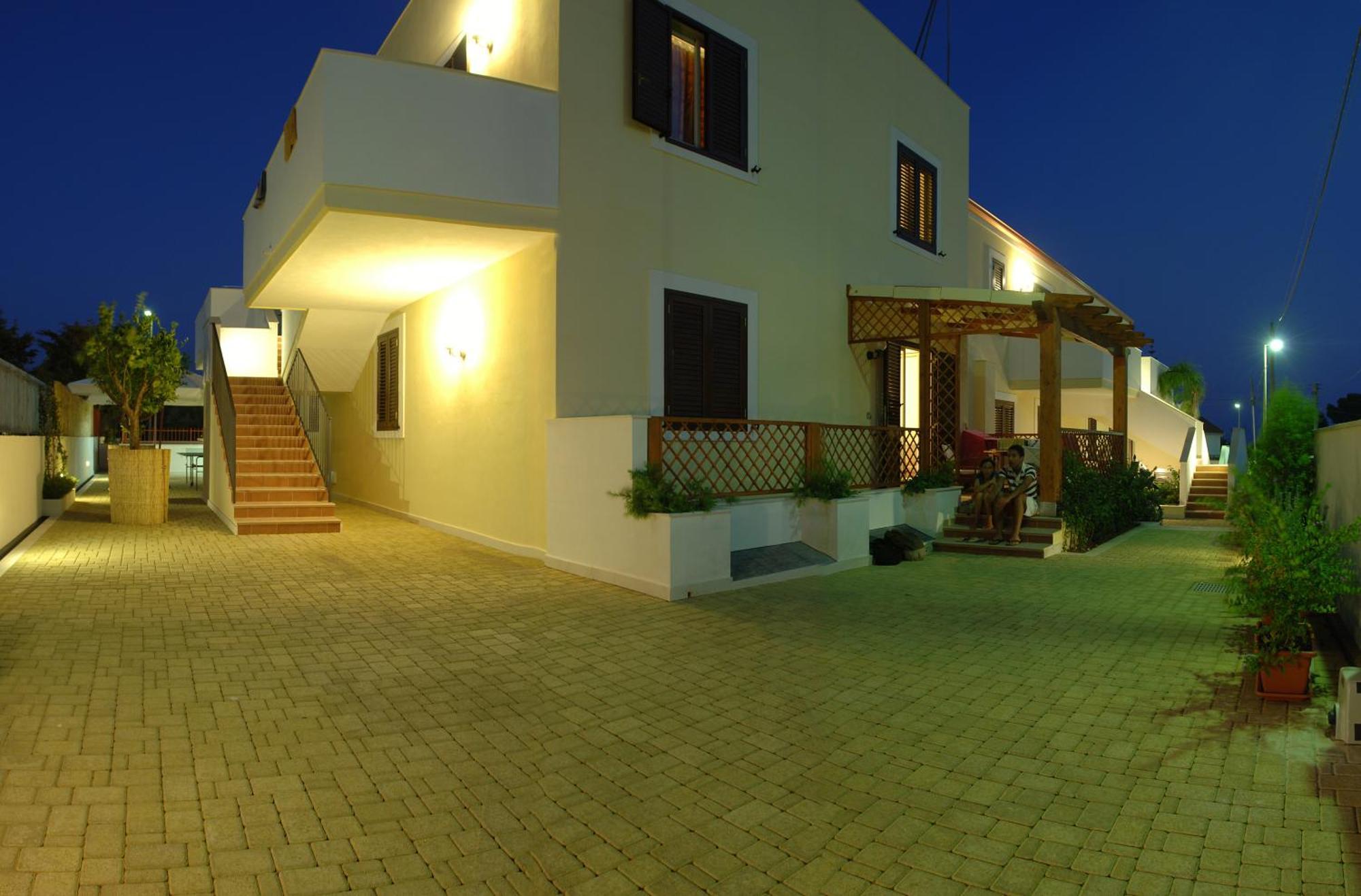 Residence Casa Del Mar Sicilia Marina di Modica Exterior foto
