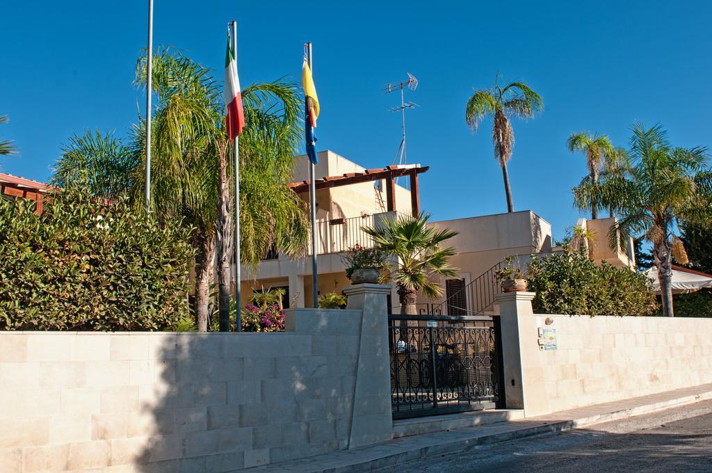 Residence Casa Del Mar Sicilia Marina di Modica Exterior foto